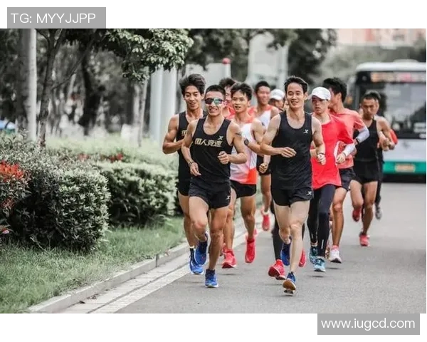 重庆足球队耐力提升之路：从训练到比赛的全方位探索与实践